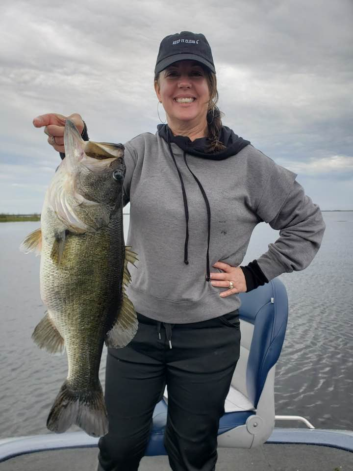 Mastering the Wild Shiner Technique for Trophy Bass on Headwaters Lake